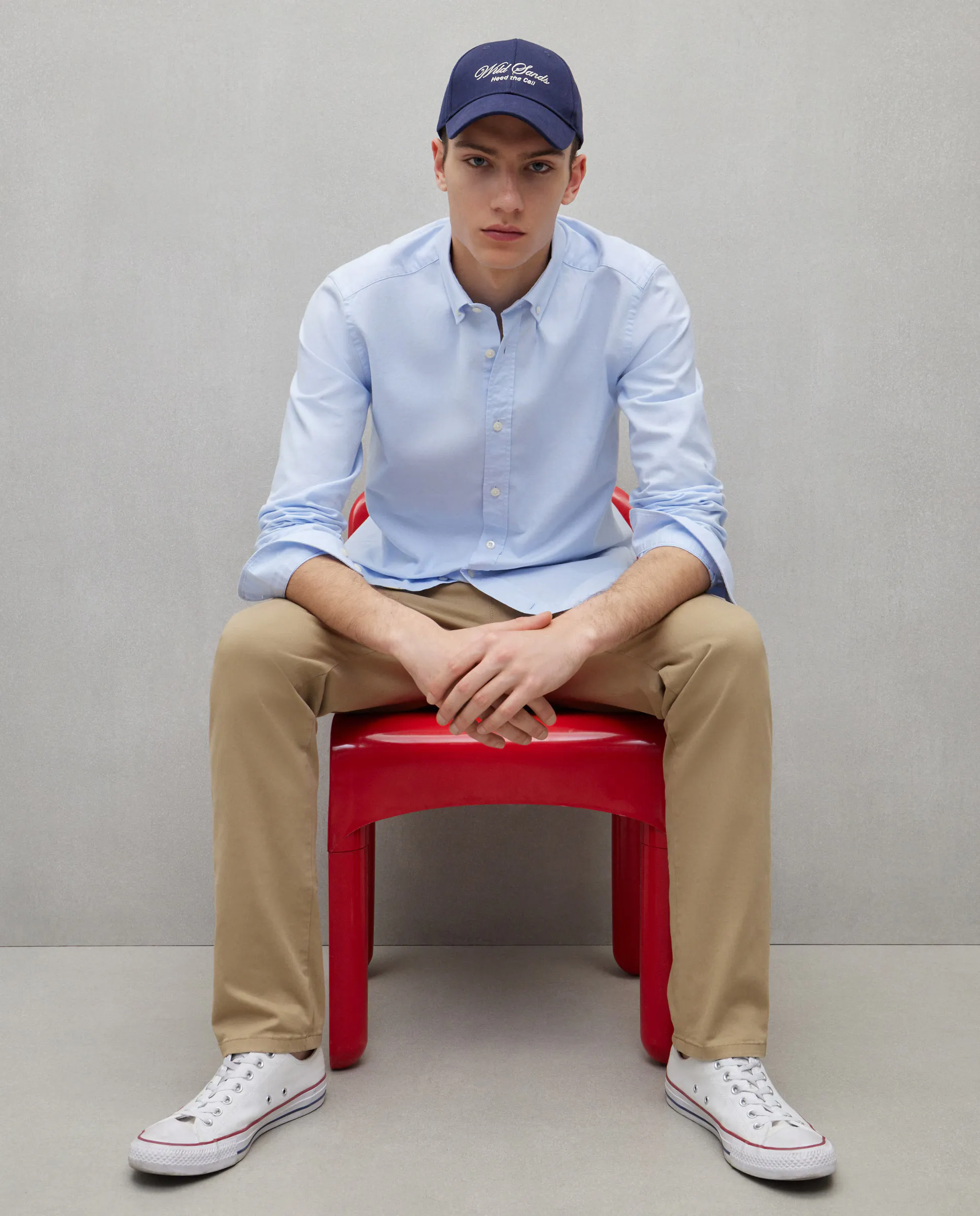 Мужская однотонная рубашка оксфорд с длинными рукавами Easy Wear, светло-голубой
Мужская однотонная рубашка оксфорд с длинными рукавами Easy Wear, светло-голубой