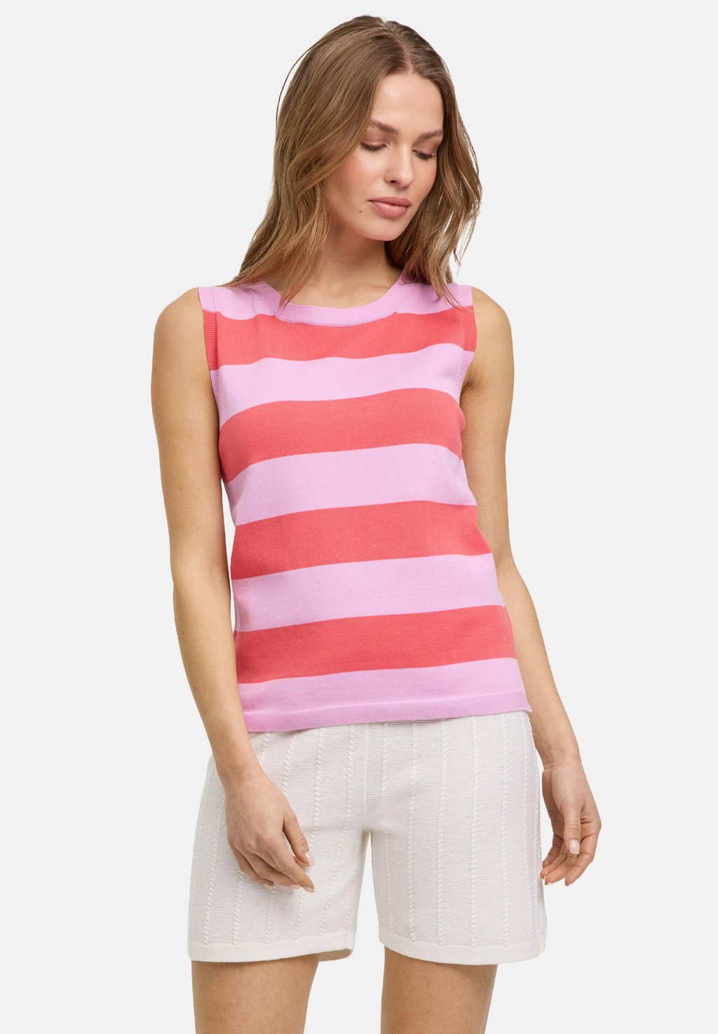 Топ FALKE, красный
Топ FALKE, красный