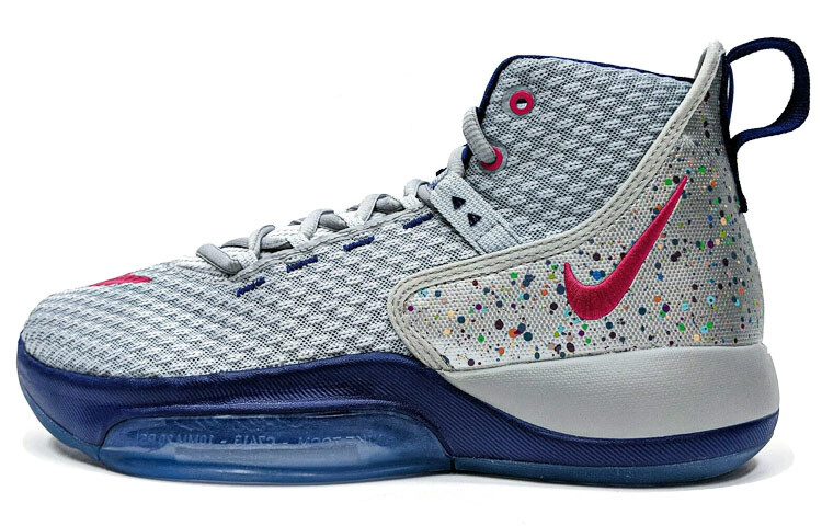 Мужские баскетбольные кроссовки Nike
Мужские баскетбольные кроссовки Nike