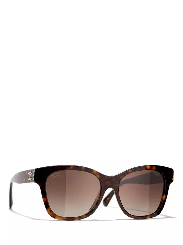 Солнцезащитные очки CHANEL Rectangular, цвет rectangular sunglasses ch5482h dark havana/brown gradient
Солнцезащитные очки CHANEL Rectangular, цвет rectangular sunglasses ch5482h dark havana/brown gradient