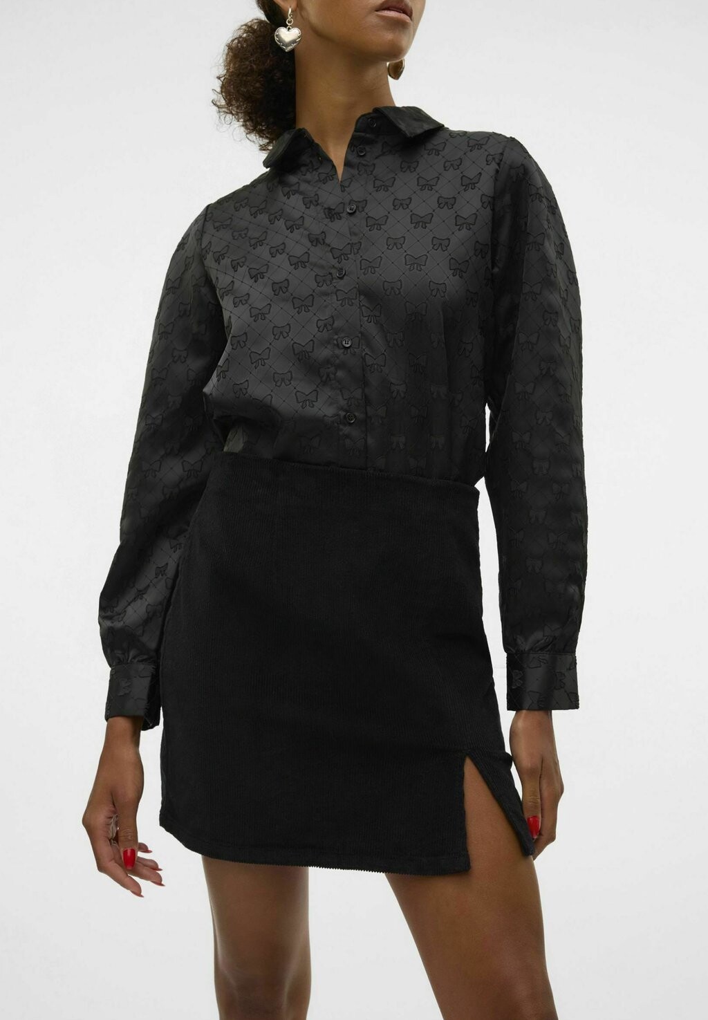 Юбка А-силуэта VMLULA HOHE TAILLE Vero Moda, черный
Юбка А-силуэта VMLULA HOHE TAILLE Vero Moda, черный