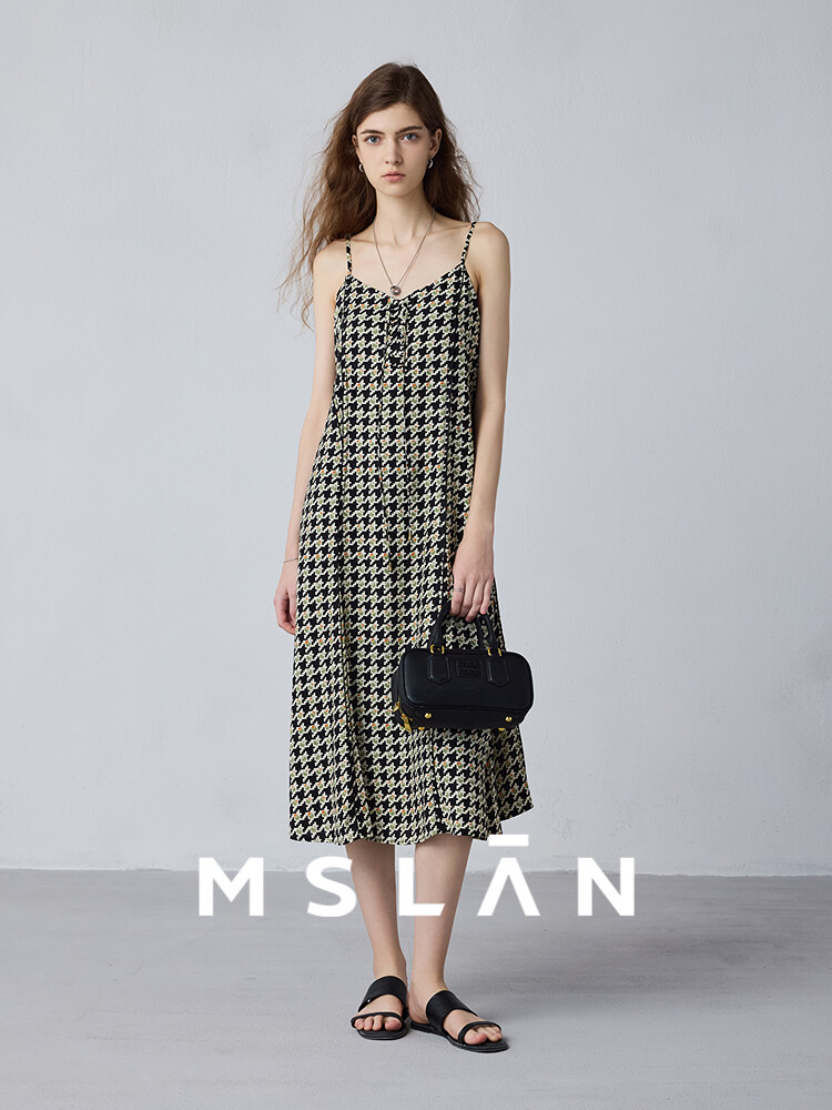 Платье MSlan 24 с принтом, зеленый
Платье MSlan 24 с принтом, зеленый