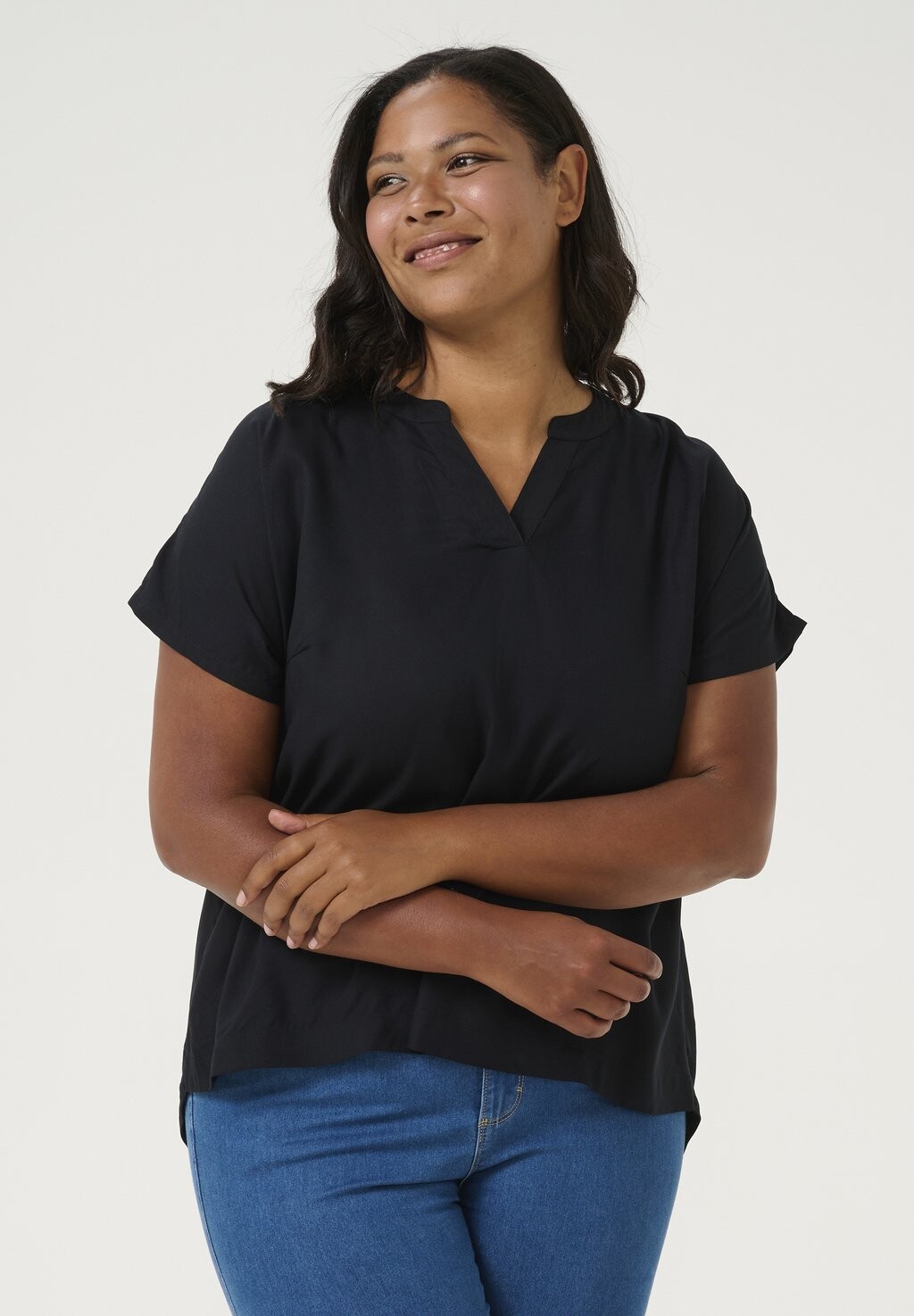 Блуза SOLID Kaffe Curve, пестрый черный
Блуза SOLID Kaffe Curve, пестрый черный