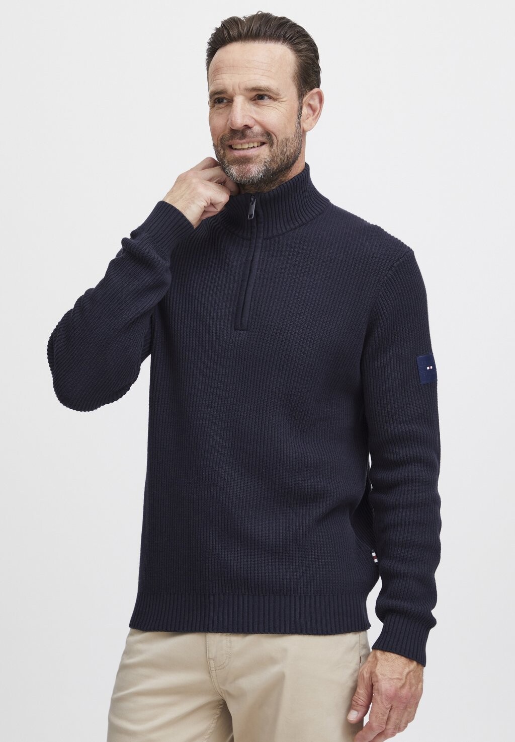 Вязаный свитер FQ1924, темно-синий
Вязаный свитер FQ1924, темно-синий