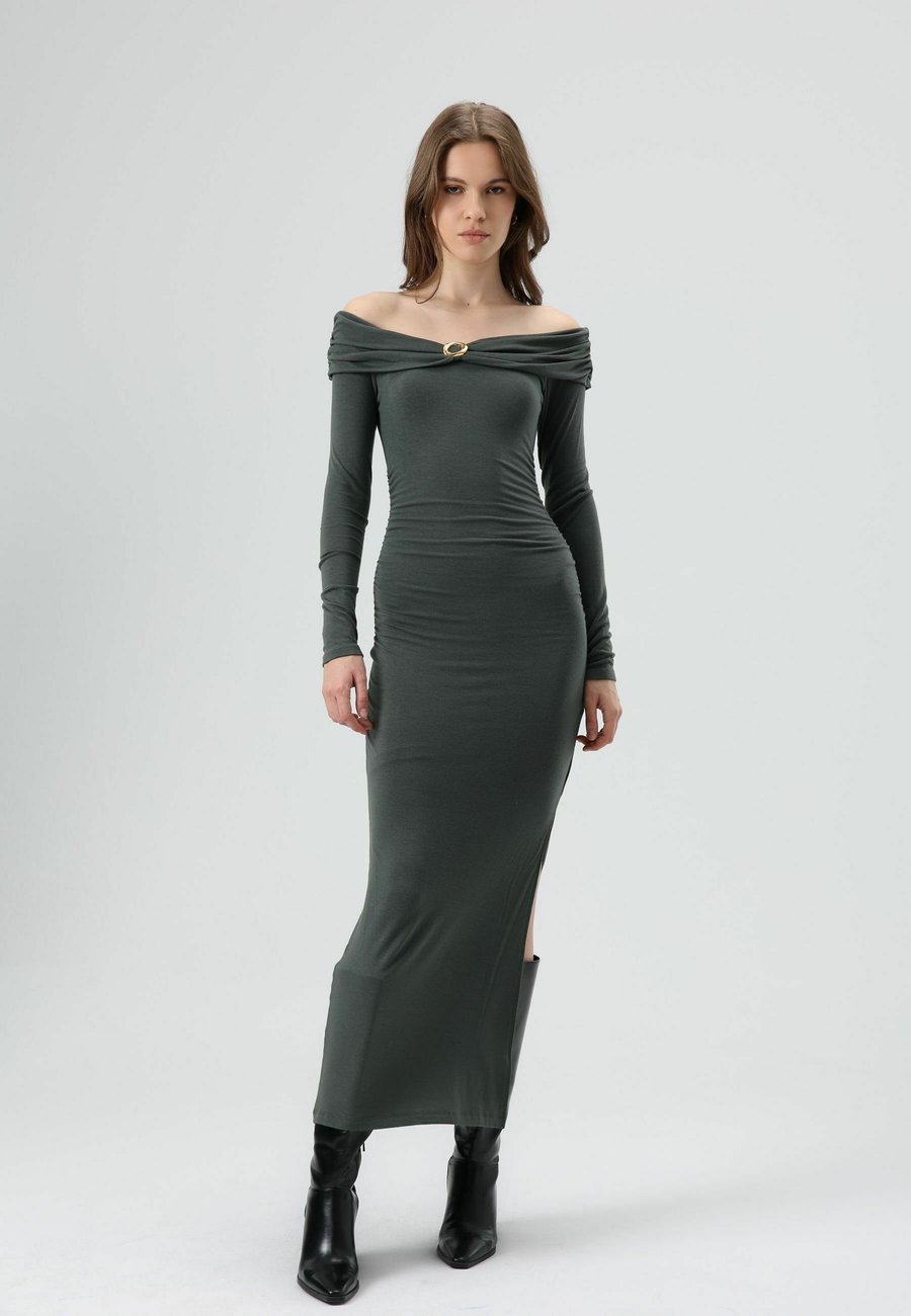 Платье D.MoRo OFF-THE-SHOULDER, Khaki
Платье D.MoRo OFF-THE-SHOULDER, Khaki