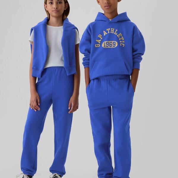 Однотонные плюшевые джоггеры унисекс Gap, синий
Однотонные плюшевые джоггеры унисекс Gap, синий