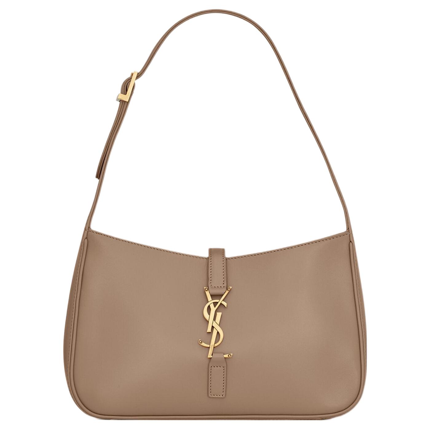 SAINT LAURENT Сумка через плечо из телячьей кожи YSL LE5A7 женская бежевая
SAINT LAURENT Сумка через плечо из телячьей кожи YSL LE5A7 женская бежевая