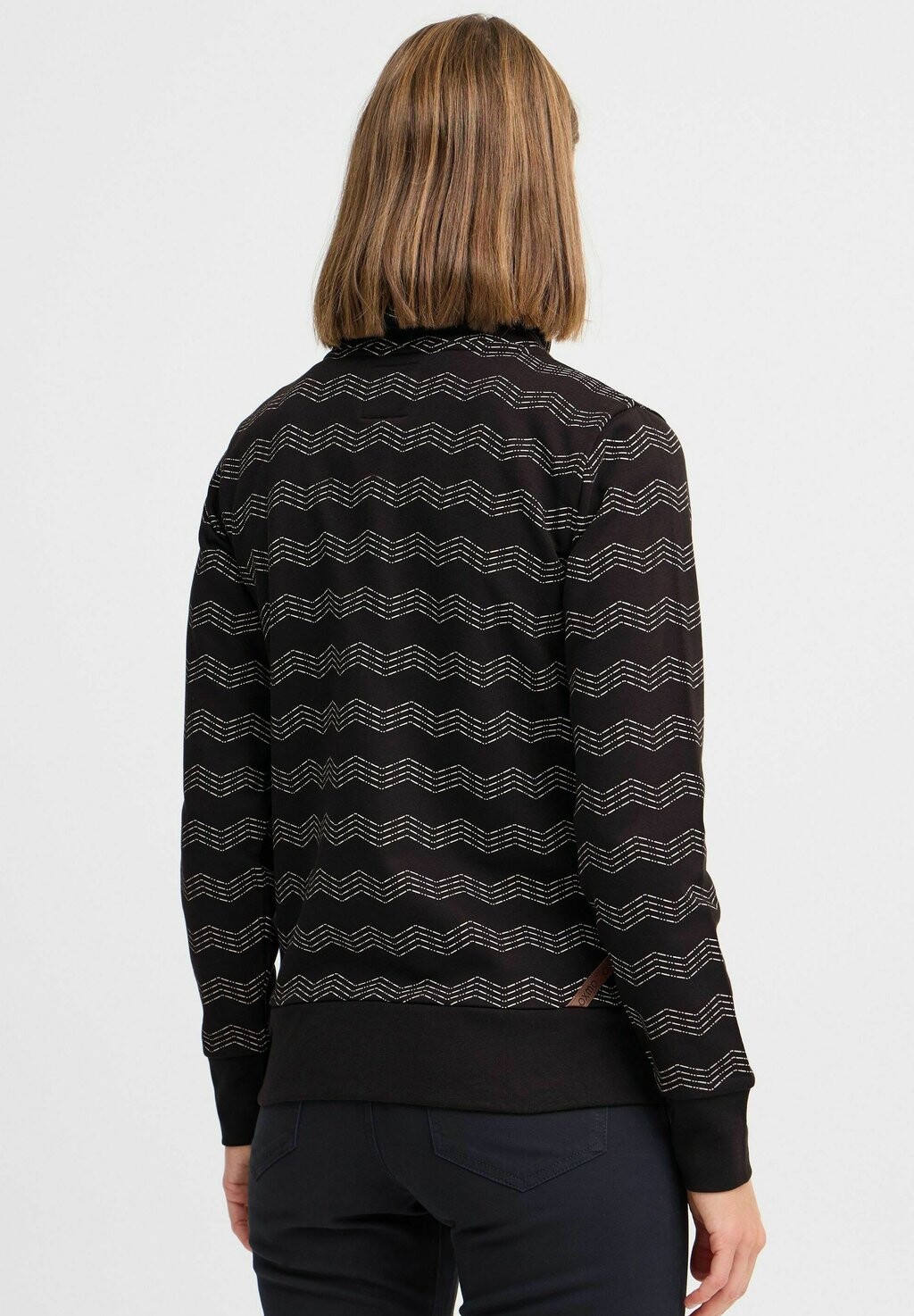 Толстовка на молнии Oxmo, черный
Толстовка на молнии Oxmo, черный