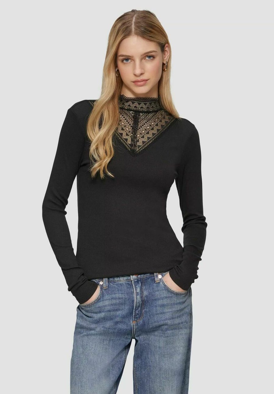 Топ QS Long sleeved top, Schwarz/Black
Топ QS Long sleeved top, Schwarz/Black