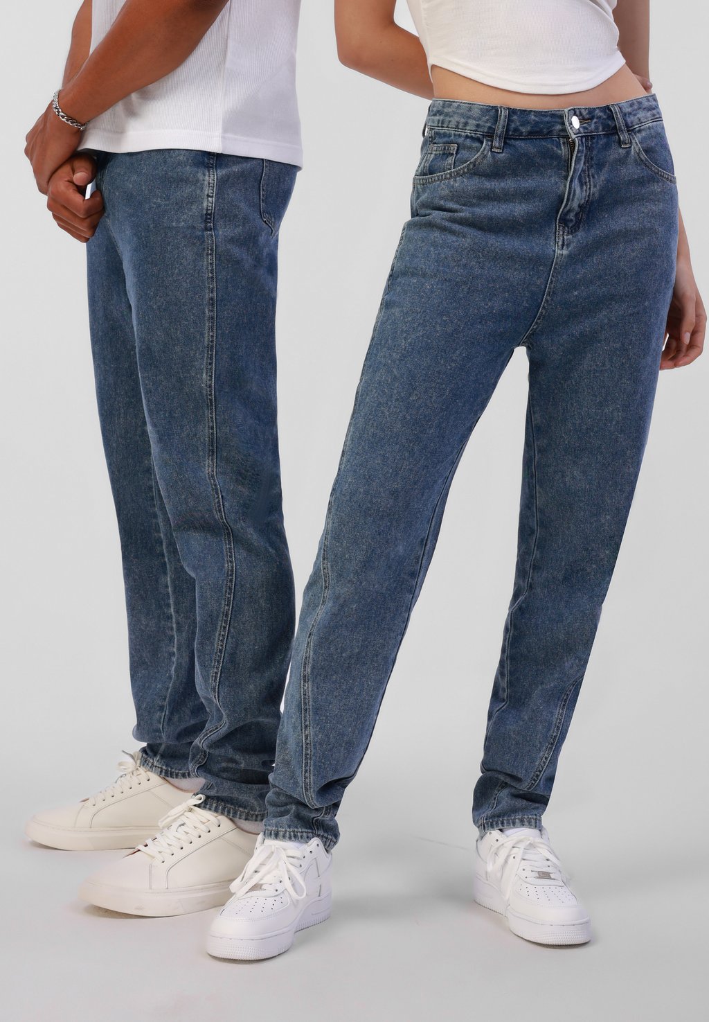 Джинсы облегающего кроя UNISEX YOURTURN, деним 
Джинсы облегающего кроя UNISEX YOURTURN, деним