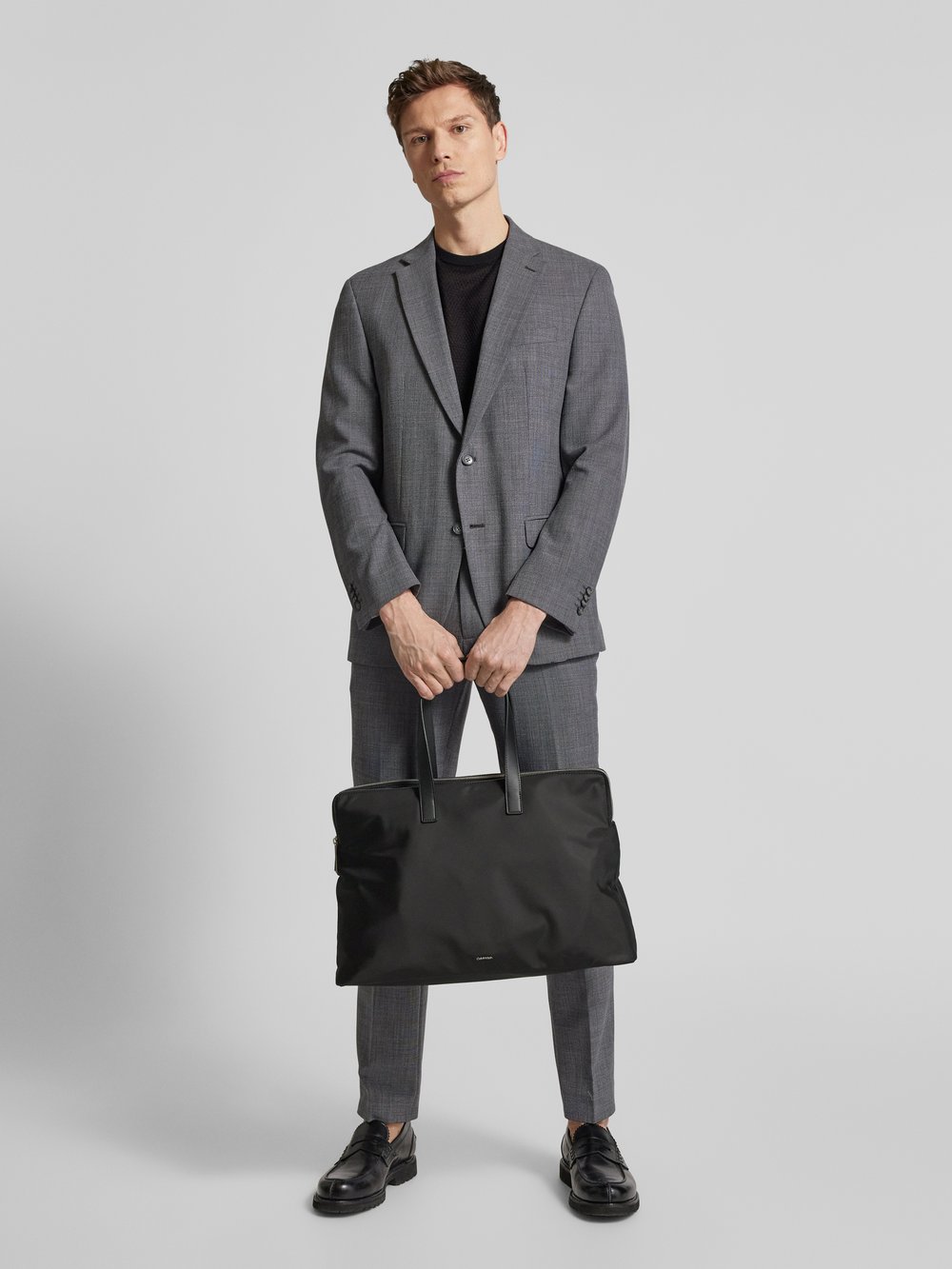 Сумка для ноутбука с наклейкой на этикетку модель 'CARRYALL' CK Calvin Klein, черный
Сумка для ноутбука с наклейкой на этикетку модель 'CARRYALL' CK Calvin Klein, черный