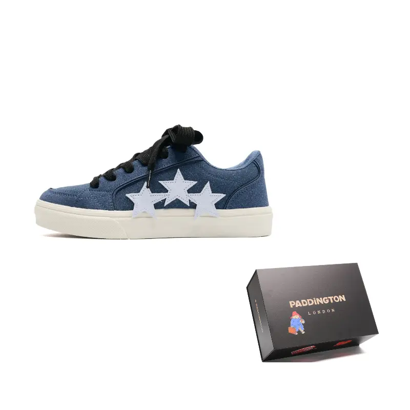 Paddington Bears Низкие скейтерские кроссовки унисекс деним синий с черными шнурками, цвет Denim Blue (Black Shoelace)
Paddington Bears Низкие скейтерские кроссовки унисекс деним синий с черными шнурками, цвет Denim Blue (Black Shoelace)