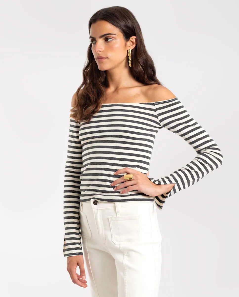 Женская полосатая футболка с вырезом бардо The-Are, серый
Женская полосатая футболка с вырезом бардо The-Are, серый