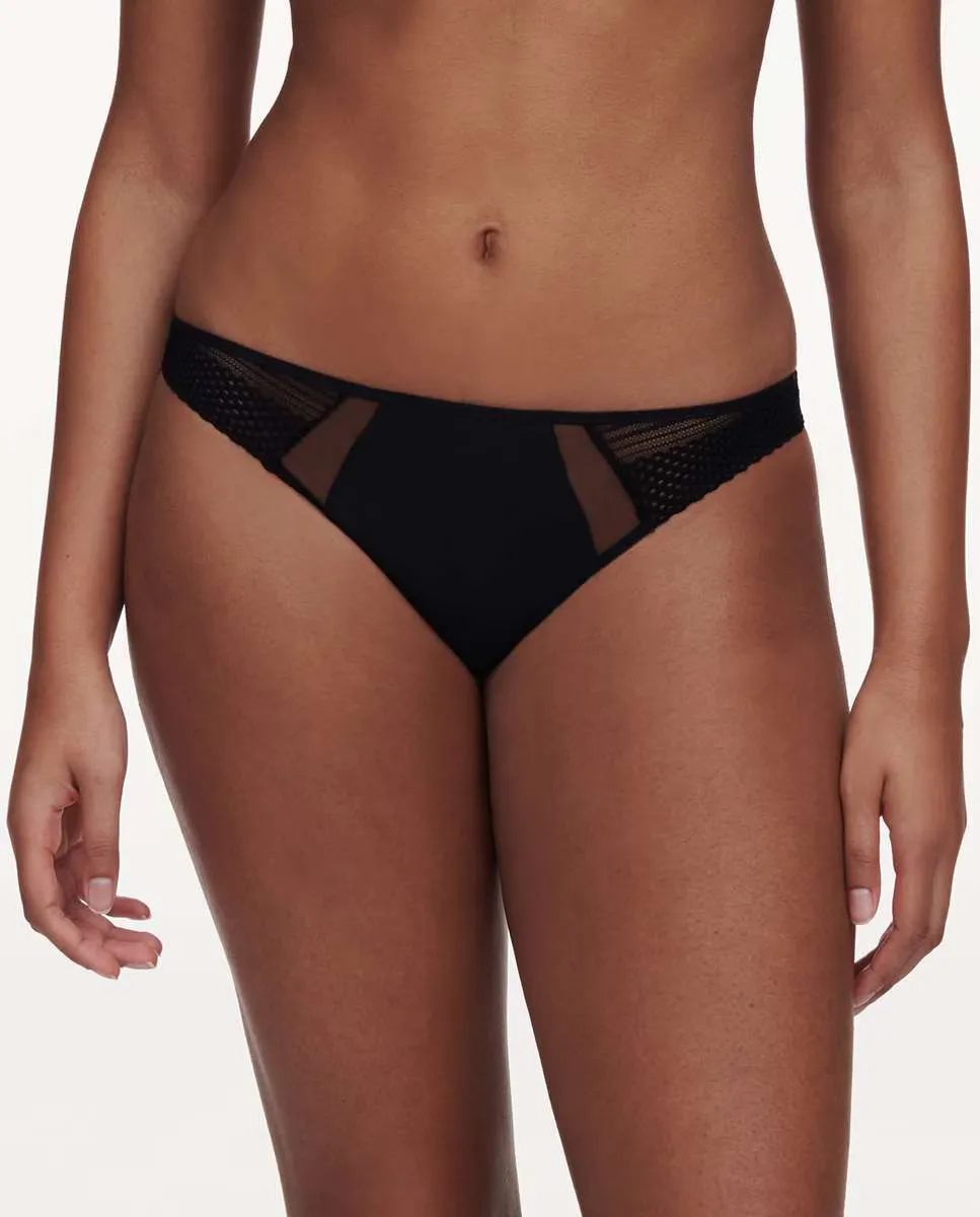 Стринги с графическим кружевом и фатиновой линией Play Chantelle, чёрный
Стринги с графическим кружевом и фатиновой линией Play Chantelle, чёрный