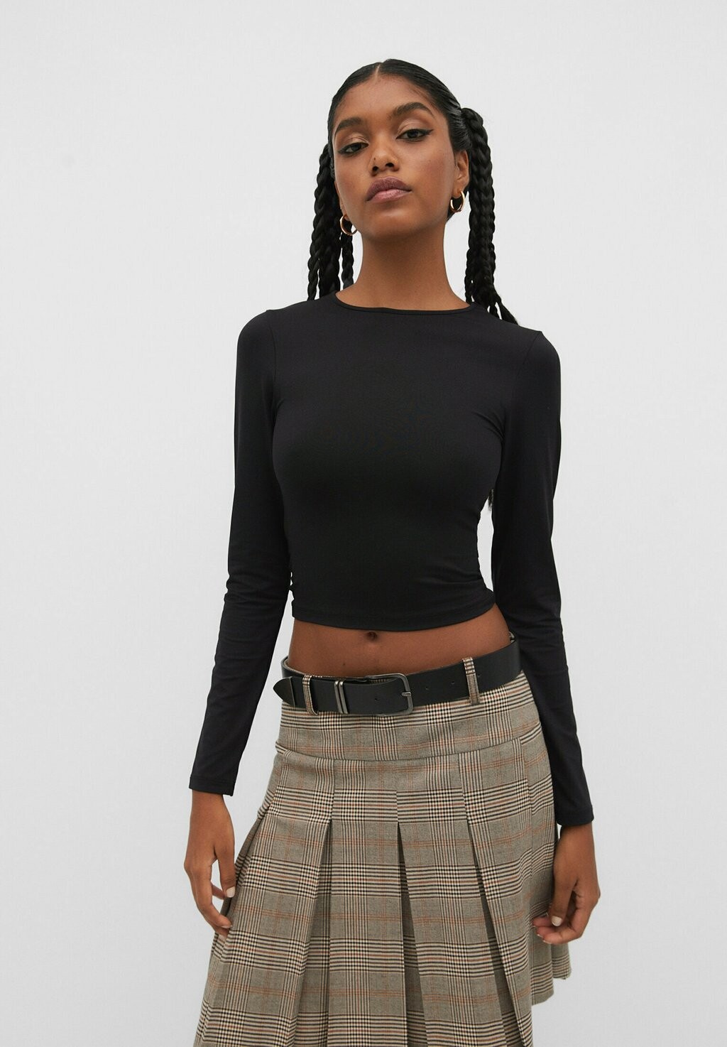 Футболка с длинным рукавом Long Sleeve Stradivarius, черный
Футболка с длинным рукавом Long Sleeve Stradivarius, черный