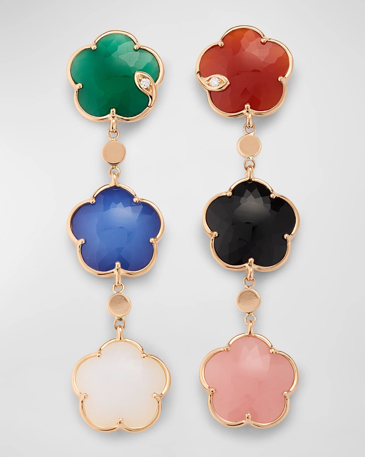 Серьги-букеты Petit Joli из розового золота 18 карат с цветными драгоценными камнями и бриллиантами Pasquale Bruni
Серьги-букеты Petit Joli из розового золота 18 карат с цветными драгоценными камнями и бриллиантами Pasquale Bruni