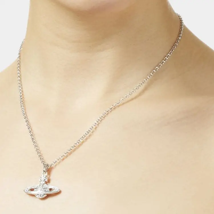 Колье Vivienne Westwood Mini Bas Relief, серебро
Колье Vivienne Westwood Mini Bas Relief, серебро