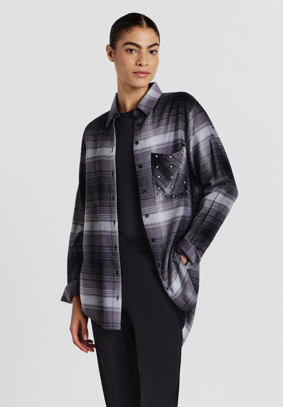 Блуза Calliope QUADRI STRASS, Var Grigio/Grey
Блуза Calliope QUADRI STRASS, Var Grigio/Grey