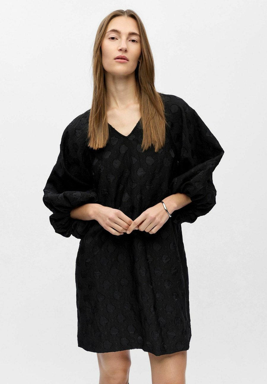Платье Object MINI JACQUARD, Black
Платье Object MINI JACQUARD, Black