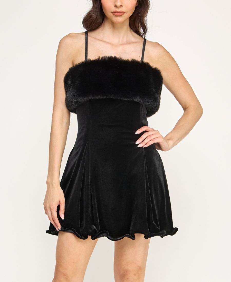 Мини-платье на тонких бретельках из бархата для подростков Violet Weekend, Black
Мини-платье на тонких бретельках из бархата для подростков Violet Weekend, Black