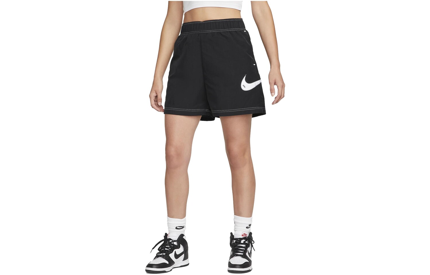 Спортивные шорты женские черные Nike
Спортивные шорты женские черные Nike