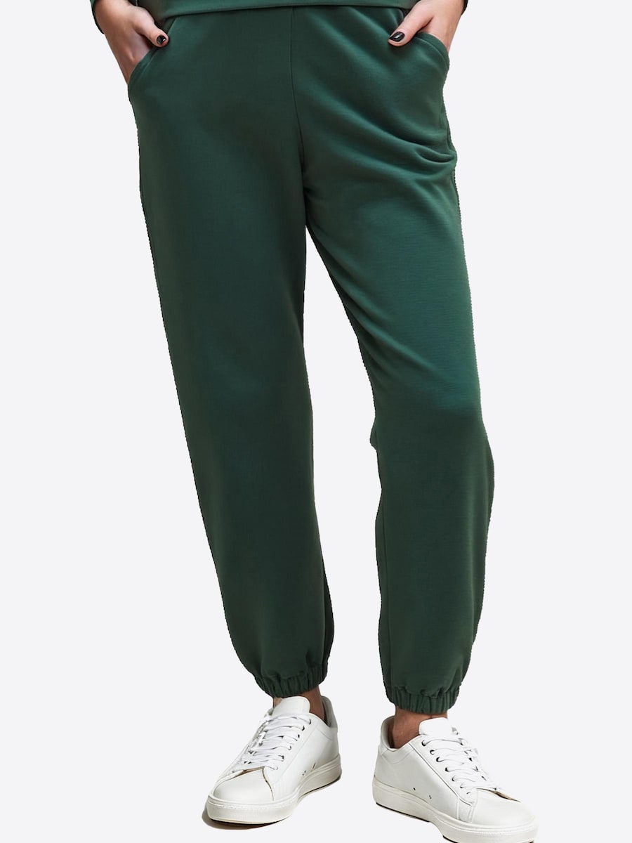 Обычные спортивные штаны Vivisence 9104, зеленый
Обычные спортивные штаны Vivisence 9104, зеленый