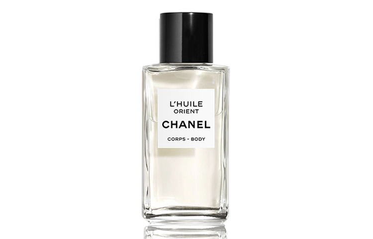 Эликсир для тела с эфирным маслом, снимающий усталость, 250 мл CHANEL
Эликсир для тела с эфирным маслом, снимающий усталость, 250 мл CHANEL