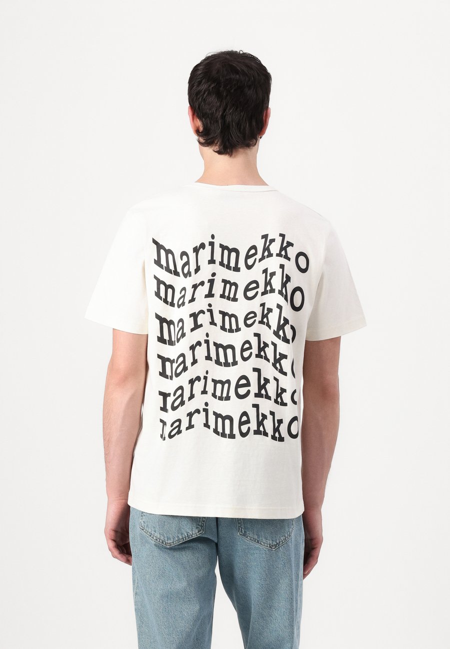 Футболка Marimekko VIHNE UNIKKO PLACEMENT UNISEX, Off White/Black/Grey/Off-White
Футболка Marimekko VIHNE UNIKKO PLACEMENT UNISEX, Off White/Black/Grey/Off-White