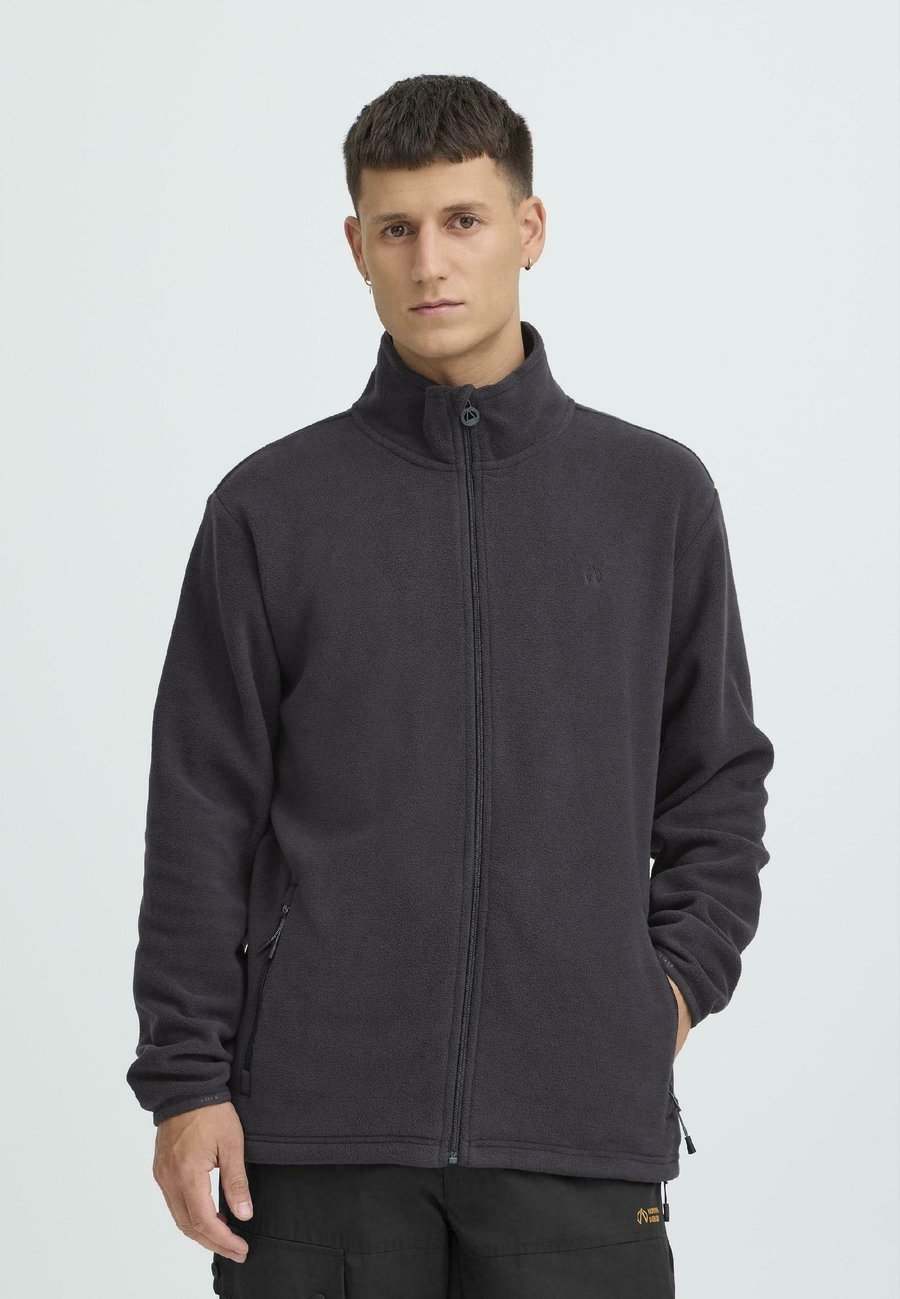 Флисовая куртка North Bend COCAS, Phantom/Anthracite
Флисовая куртка North Bend COCAS, Phantom/Anthracite