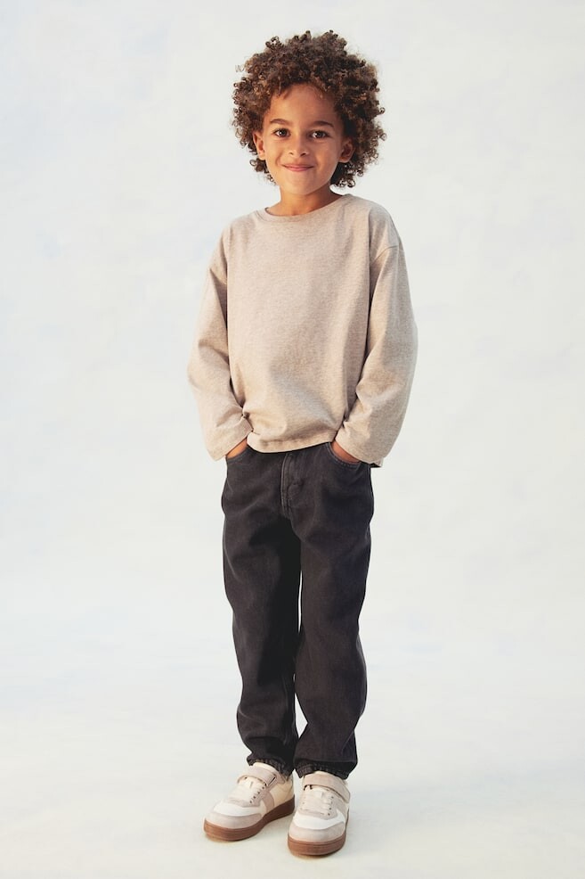 Зауженные джинсы из смеси хлопка H&M, серый
Зауженные джинсы из смеси хлопка H&M, серый