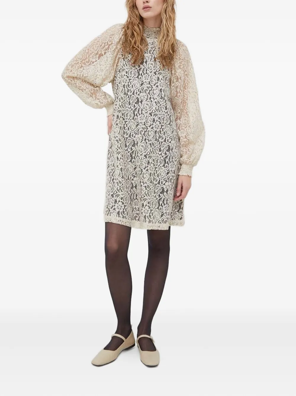 Кружевное платье миди с высоким воротником Bruuns Bazaar, нейтральный
Кружевное платье миди с высоким воротником Bruuns Bazaar, нейтральный