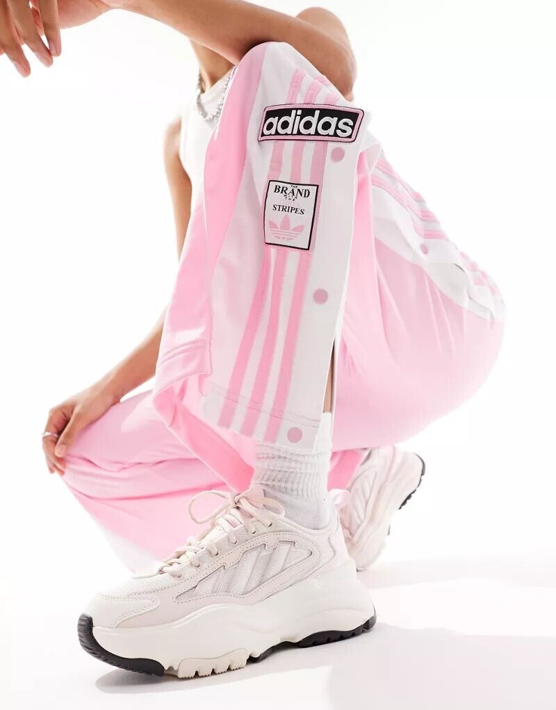 Белые кроссовки adidas Originals Ozgaia, Белый, Белые кроссовки adidas Originals Ozgaia
Белые кроссовки adidas Originals Ozgaia, Белый, Белые кроссовки adidas Originals Ozgaia
