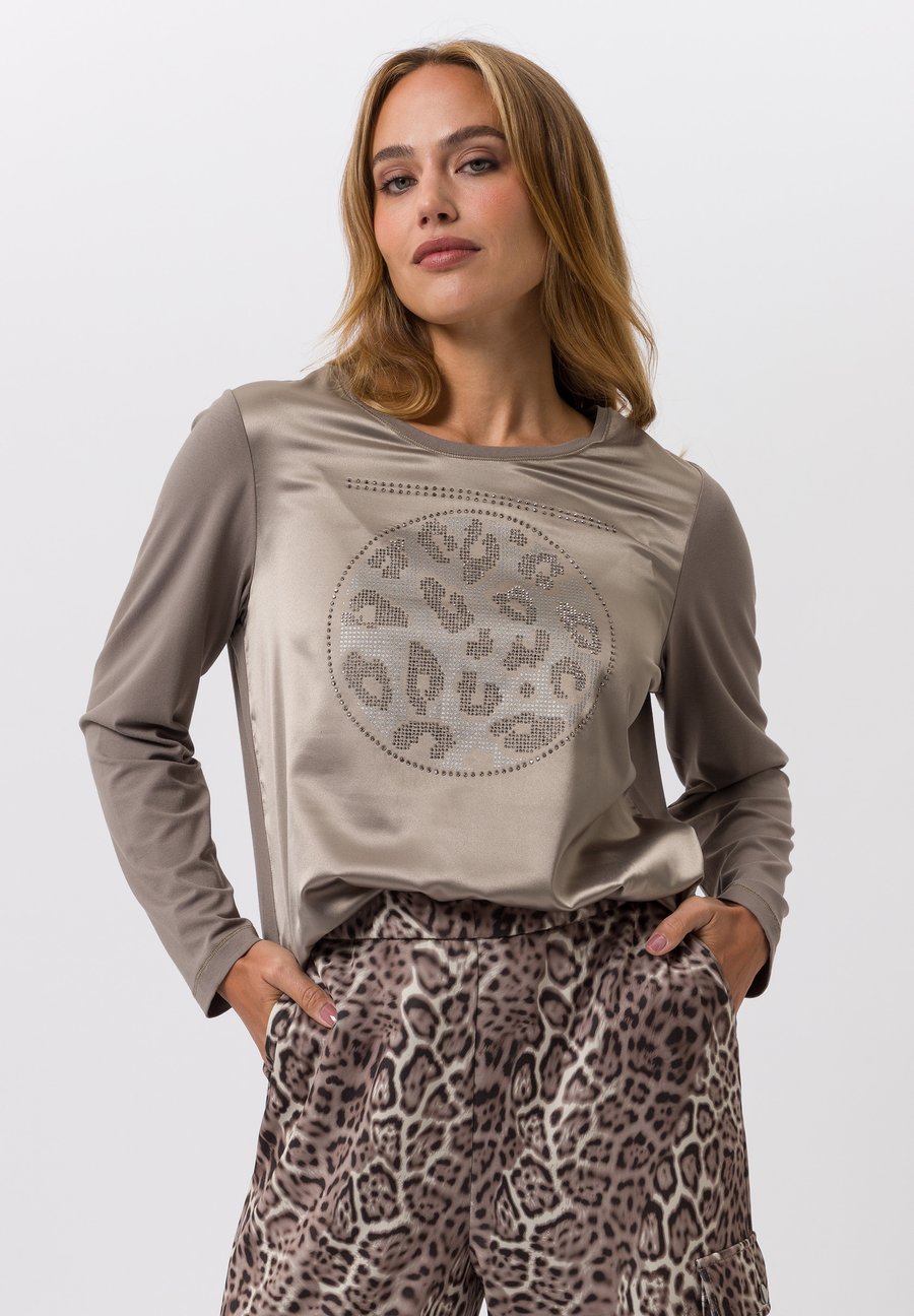 Блуза TUZZI Blouse, Truffle/Brown
Блуза TUZZI Blouse, Truffle/Brown
