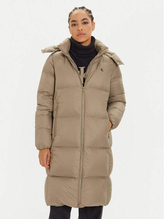 Пуховик стандартного кроя Calvin Klein Jeans, бежевый
Пуховик стандартного кроя Calvin Klein Jeans, бежевый