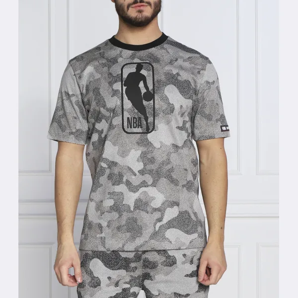 Футболка стандартного кроя с камуфляжным принтом Boss x nba Boss, серый
Футболка стандартного кроя с камуфляжным принтом Boss x nba Boss, серый
