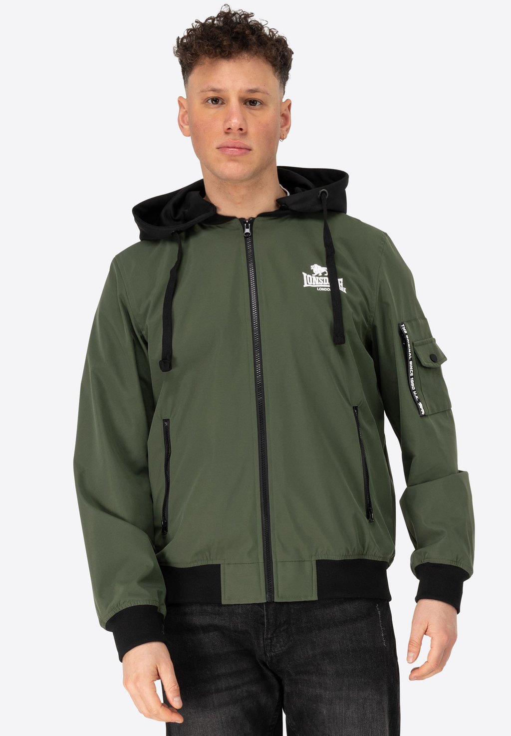 Куртка демисезонная Lonsdale, оливковый, Зеленый, Куртка демисезонная Lonsdale, оливковый
Куртка демисезонная Lonsdale, оливковый, Зеленый, Куртка демисезонная Lonsdale, оливковый