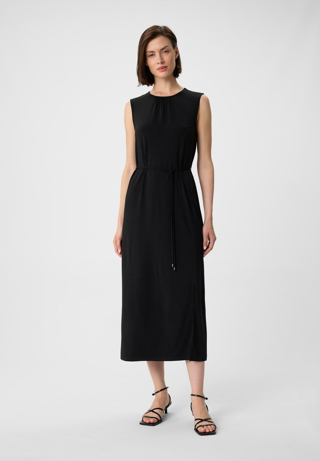 Повседневное платье MIDI comma, черный
Повседневное платье MIDI comma, черный