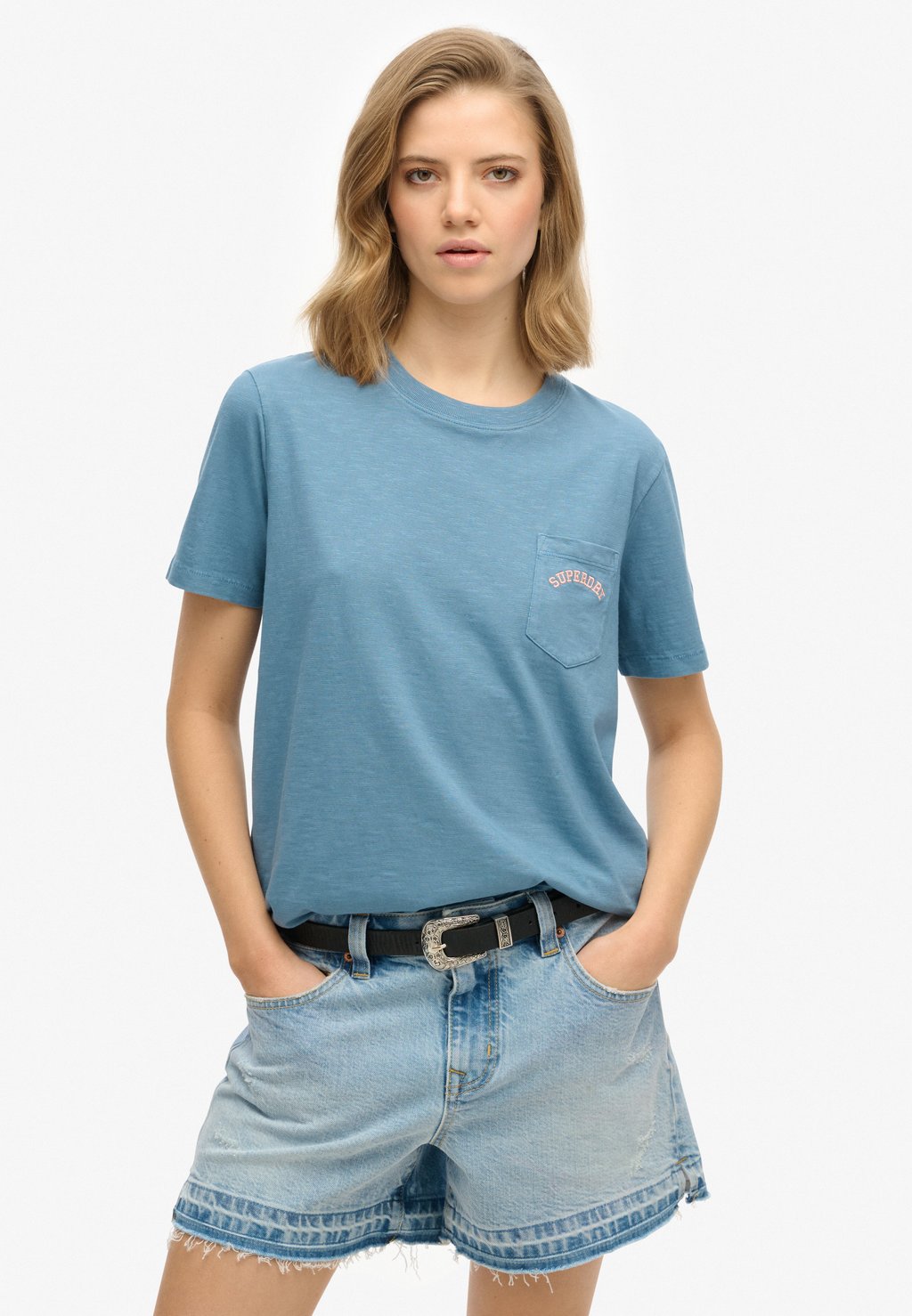 Базовая футболка ESSENTIAL LOGO GARMENT DYE Superdry, синий
Базовая футболка ESSENTIAL LOGO GARMENT DYE Superdry, синий