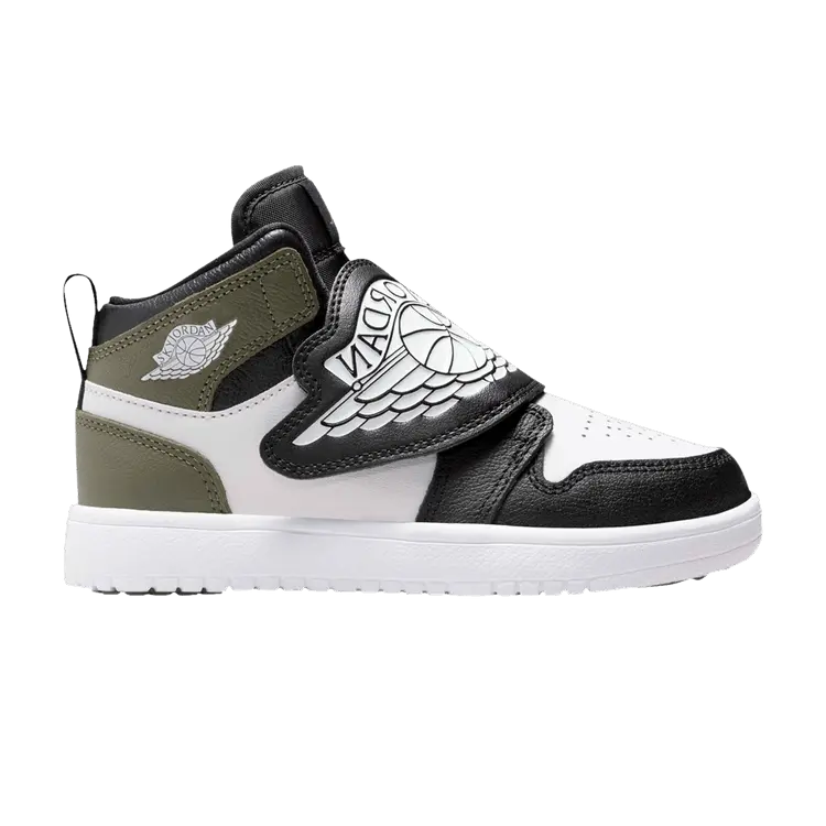 Кроссовки Sky Jordan 1 PS 'Black Toe Medium Olive', черный
Кроссовки Sky Jordan 1 PS 'Black Toe Medium Olive', черный
