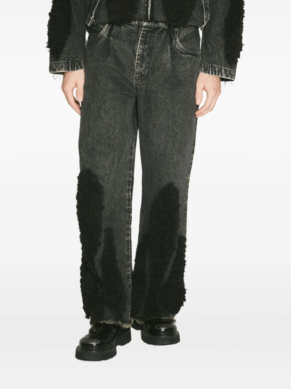 Джинсы со вставками из овчины и бахромой Song For The Mute, черный
Джинсы со вставками из овчины и бахромой Song For The Mute, черный