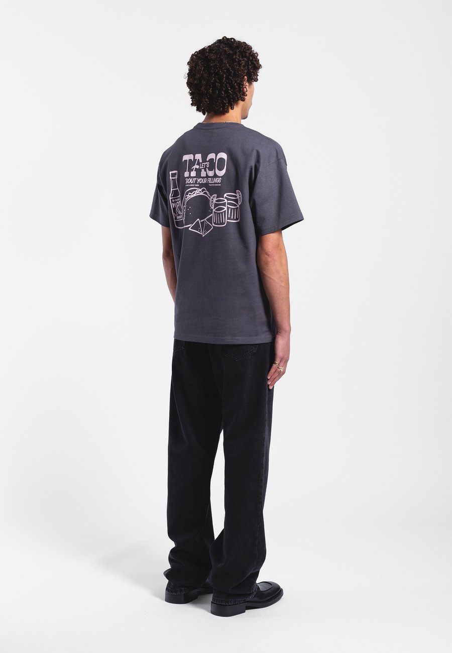 Футболка Dr.Denim TROOPER , Asphalt Taco/Grey, Серый, Футболка Dr.Denim TROOPER , Asphalt Taco/Grey
Футболка Dr.Denim TROOPER , Asphalt Taco/Grey, Серый, Футболка Dr.Denim TROOPER , Asphalt Taco/Grey