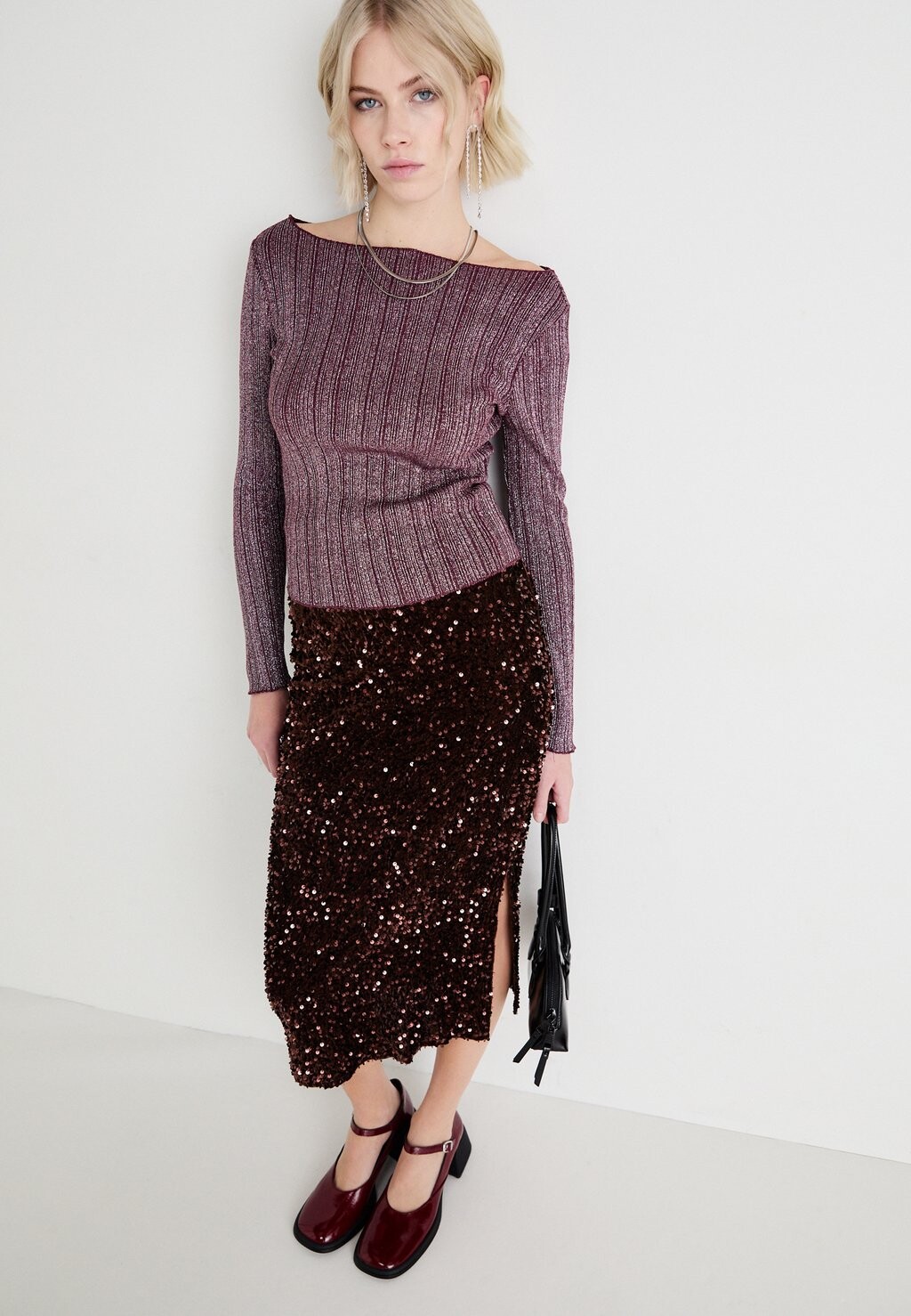 Юбка-карандаш VIAIR MIDI SKIRT VILA, коричневый 
Юбка-карандаш VIAIR MIDI SKIRT VILA, коричневый