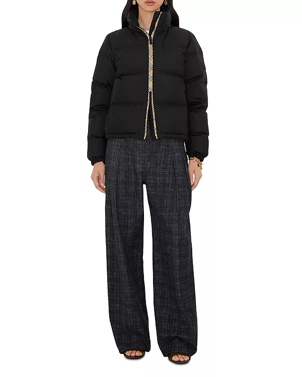 Пуховая куртка Ambleside с клетчатой отделкой Burberry, черный
Пуховая куртка Ambleside с клетчатой отделкой Burberry, черный