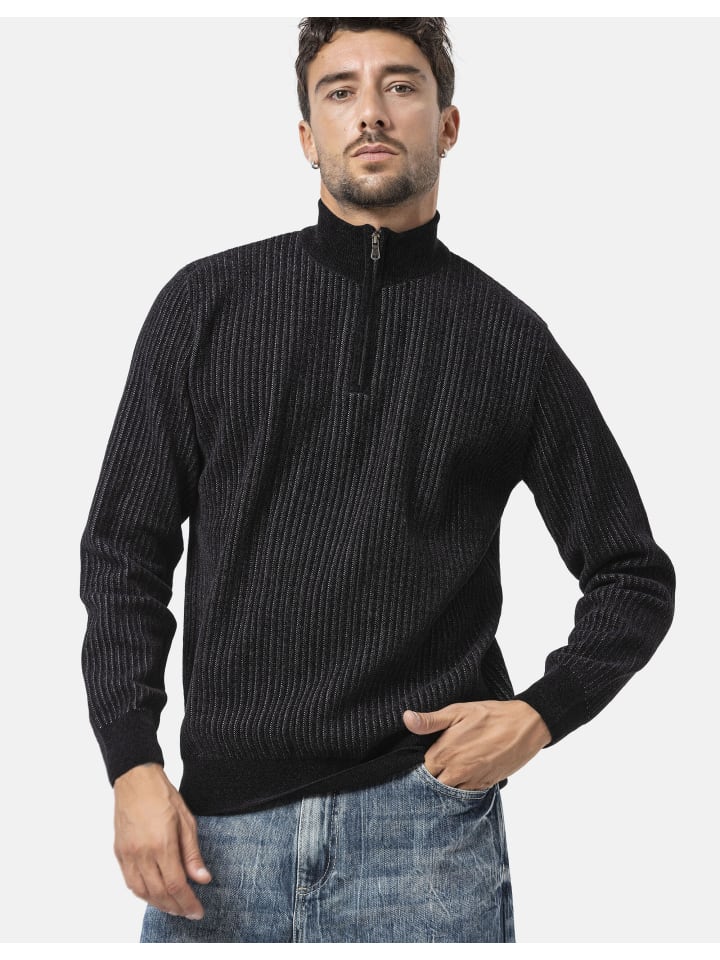 Cipo & Baxx Пуловер CP286 черного цвета
Cipo & Baxx Пуловер CP286 черного цвета