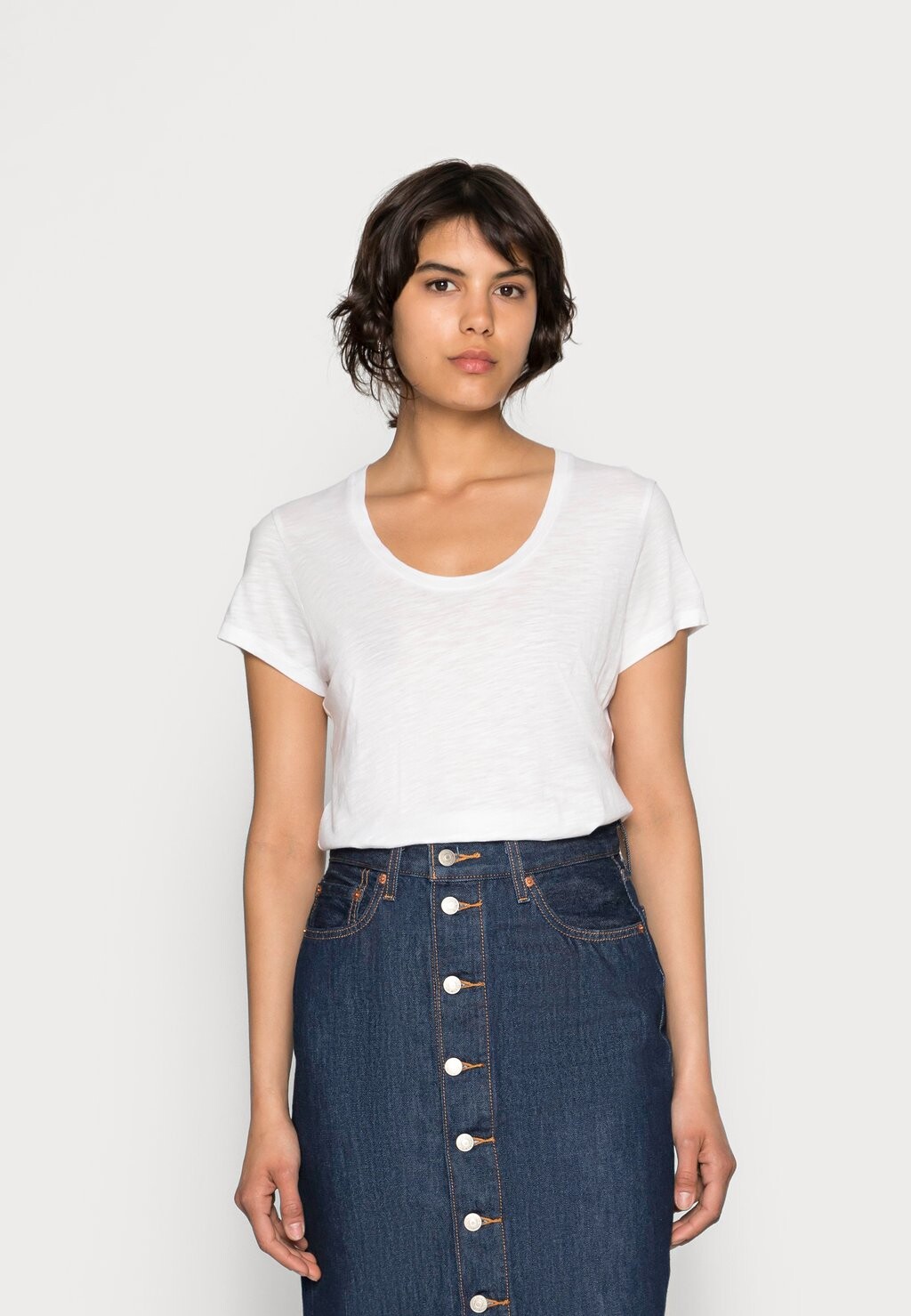Базовая футболка Jacksonville Round Neck American Vintage, цвет blanc, Белый, Базовая футболка Jacksonville Round Neck American Vintage, цвет blanc
Базовая футболка Jacksonville Round Neck American Vintage, цвет blanc, Белый, Базовая футболка Jacksonville Round Neck American Vintage, цвет blanc