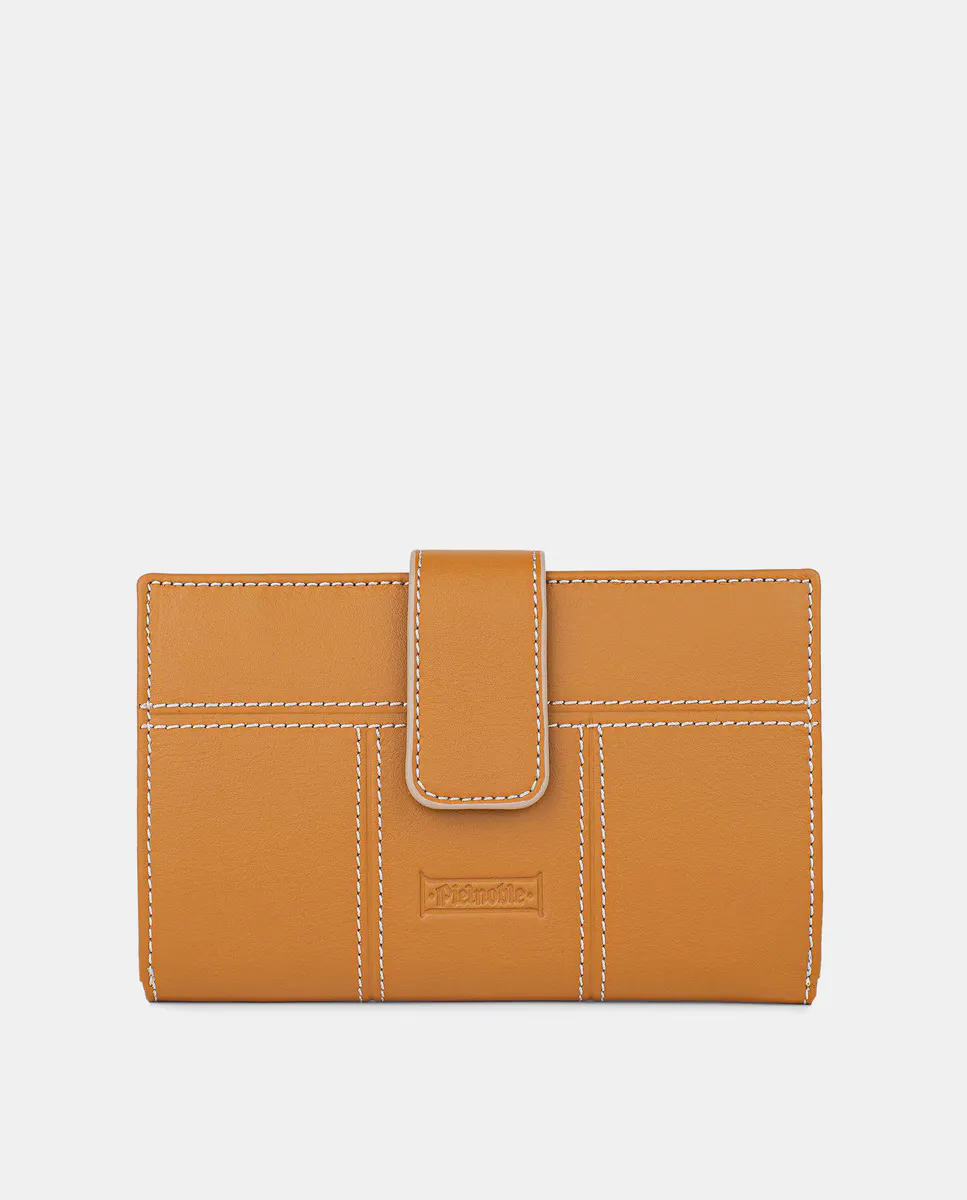 Кошелек женский среднего размера Pielnoble, светло-коричневый
Кошелек женский среднего размера Pielnoble, светло-коричневый