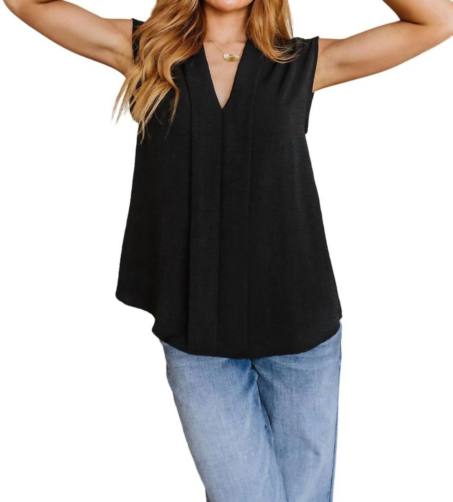 Повседневная блузка Elevate черного цвета Jodifl
Повседневная блузка Elevate черного цвета Jodifl