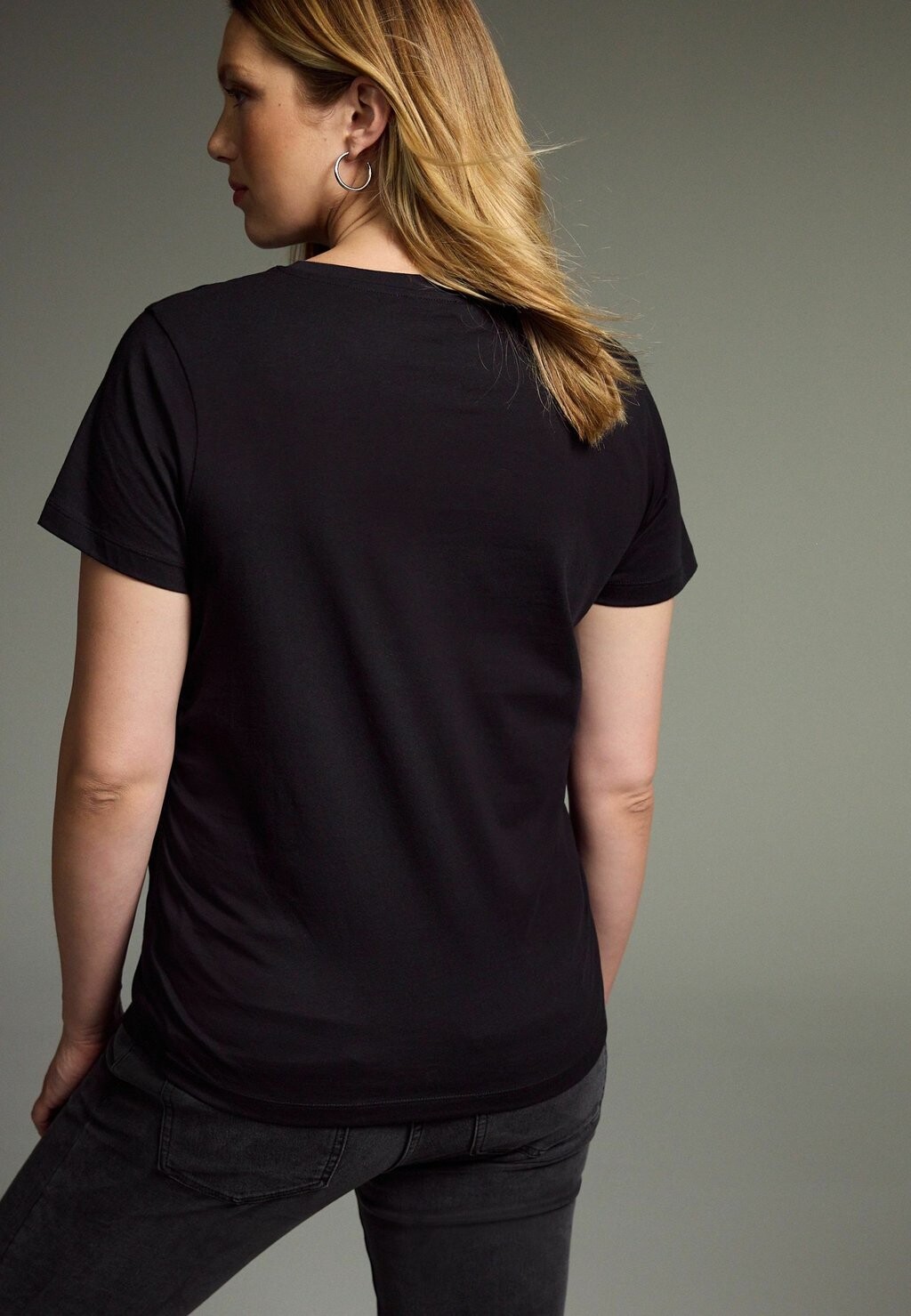 Футболка с принтом REGULAR FIT CHRISTMAS Next, черный
Футболка с принтом REGULAR FIT CHRISTMAS Next, черный