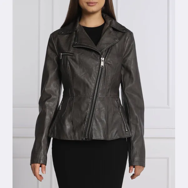 Куртка Agnes классического кроя Guess, черный
Куртка Agnes классического кроя Guess, черный