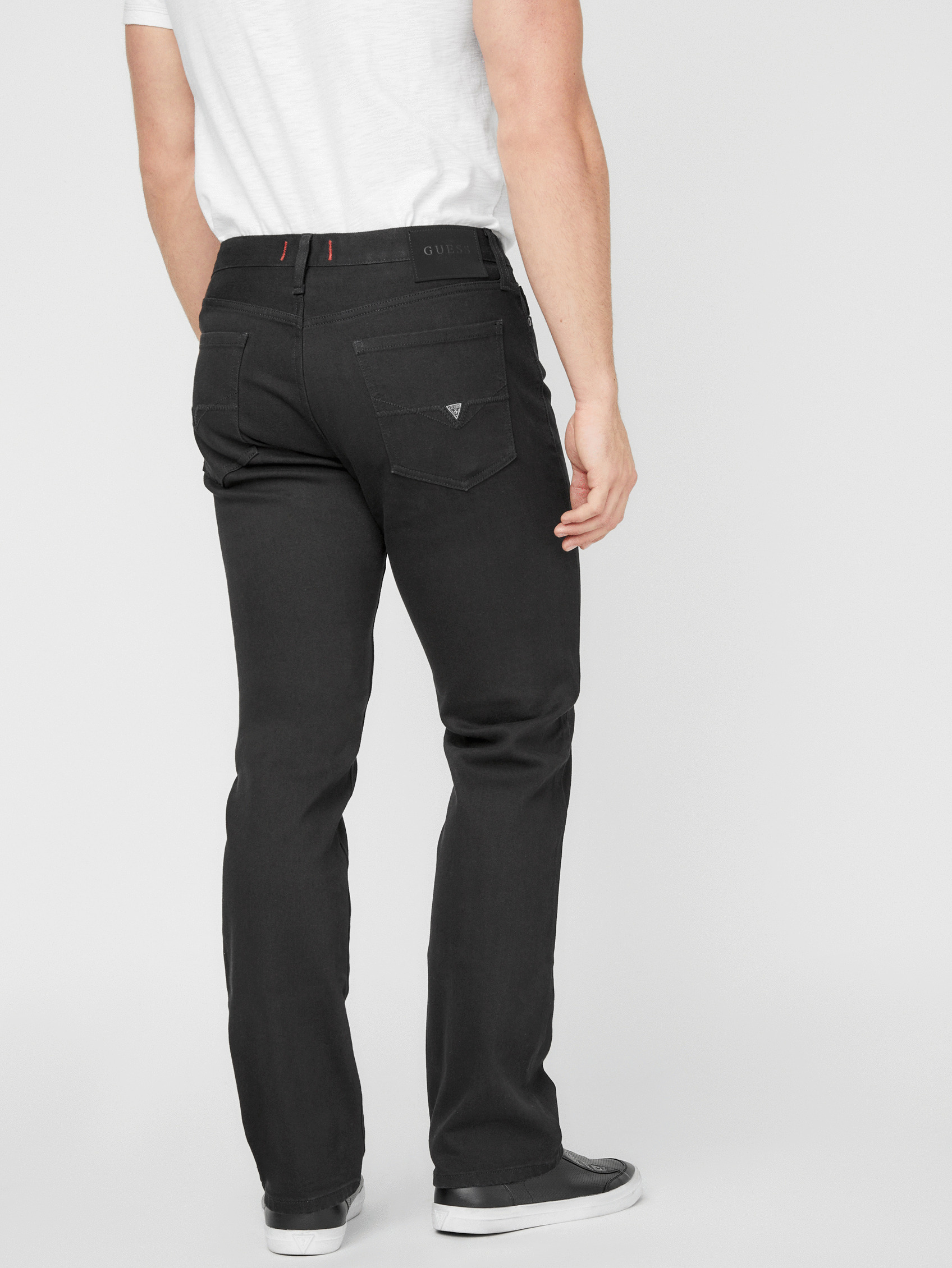 Прямые джинсы с полумесяцем Guess Factory, цвет Black Wash 30 Inseam
Прямые джинсы с полумесяцем Guess Factory, цвет Black Wash 30 Inseam